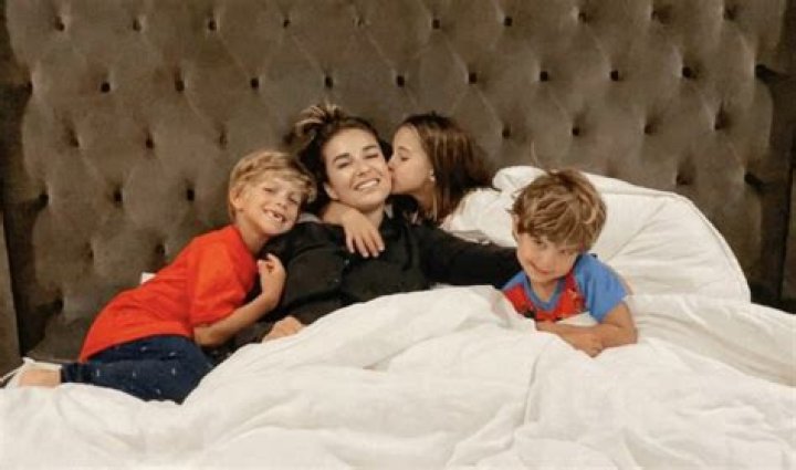 Jessie James Decker Defends Wearing Underwear Around Her Kids: No Different Than A ’Swimsuit’