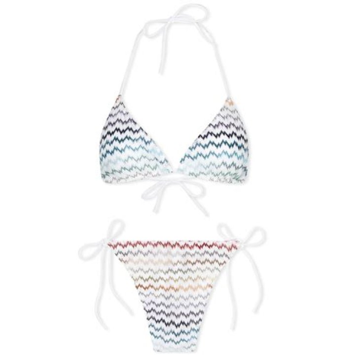 Jessie James Decker’s Stripe Bikini In Cabo – Photo – Hollywood Life