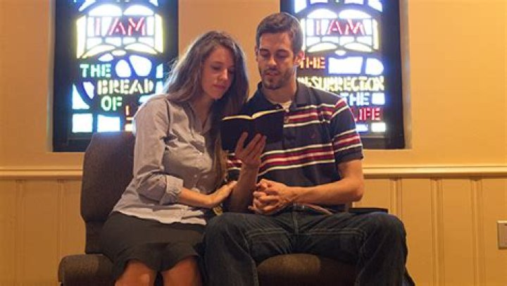 Jill Duggar Reveals if She’s ‘In Contact’ With Josh’s Wife Anna – Hollywood Life
