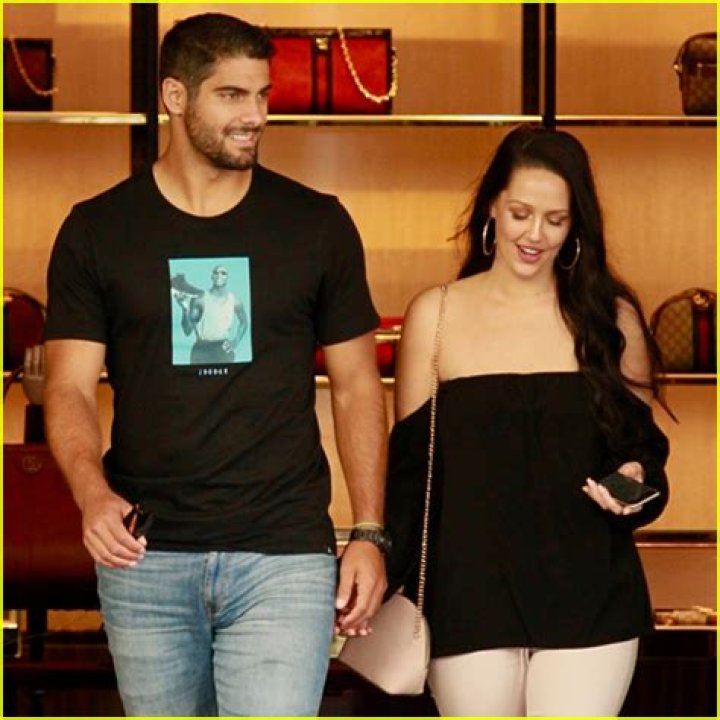 Jimmy Garoppolo’s Date Kiara Mia Does Shiggy & Says Drake ‘Knows’ Her – Hollywood Life