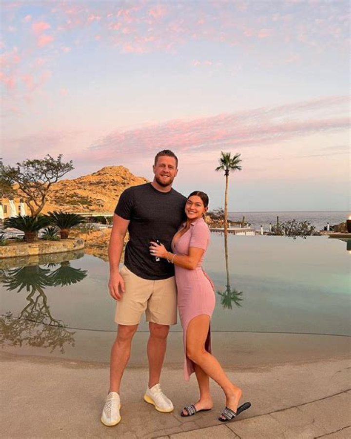 JJ Watt Marries Fiancee Kealia Ohai In The Bahamas – Hollywood Life