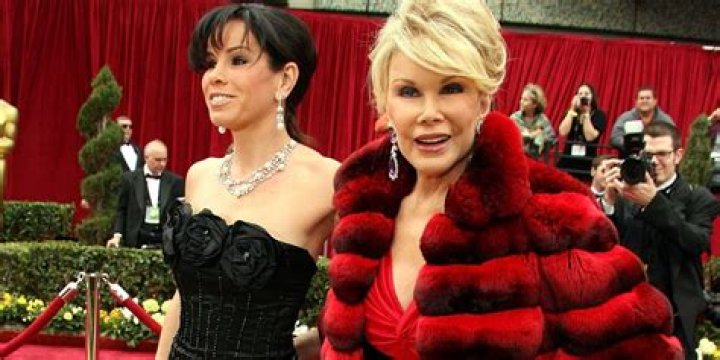 Joan Rivers Leaves $150 Million Dollar Fortune — To Her Daughter & Dogs – Hollywood Life