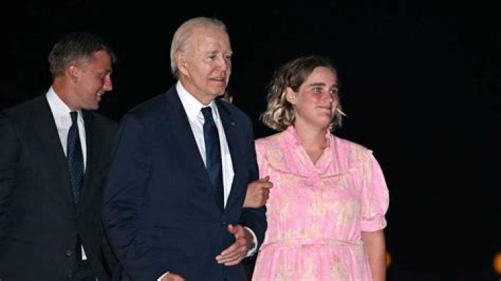 Joe Biden’s Granddaughter Maisy, 21, Rocks All Black During Shopping Spree On Melrose In Rare Photos