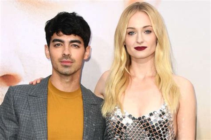 Joe Jonas and Sophie Turner’s Divorce Could Last a ‘Very Long Time’ – Hollywood Life