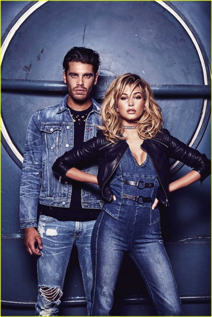 Joes Jonas’ ‘Guess’ Campaign: Poses In Underwear With Charlotte McKinney