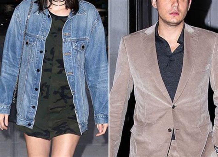 John Mayer’s Crush On Kendall Jenner — He Thinks She’s ‘Smoking Hot’ – Hollywood Life