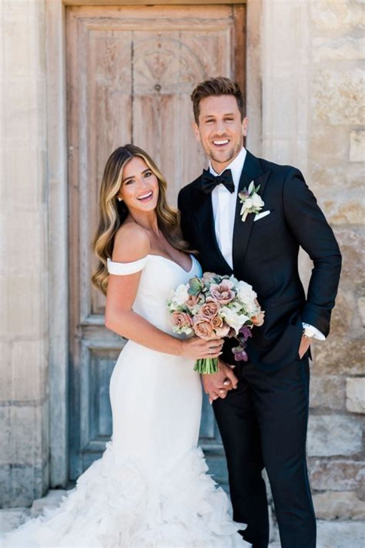 JoJo Fletcher & Jordan Rodgers’ 10 Cutest Photos, From ‘The Bachelorette’ To Now