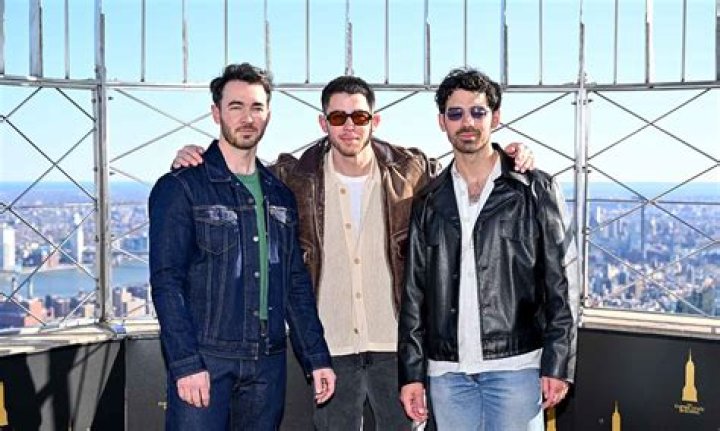 Jonas Brothers & Joe Biden Promote Vaccines With Viral TikTok Video — Watch