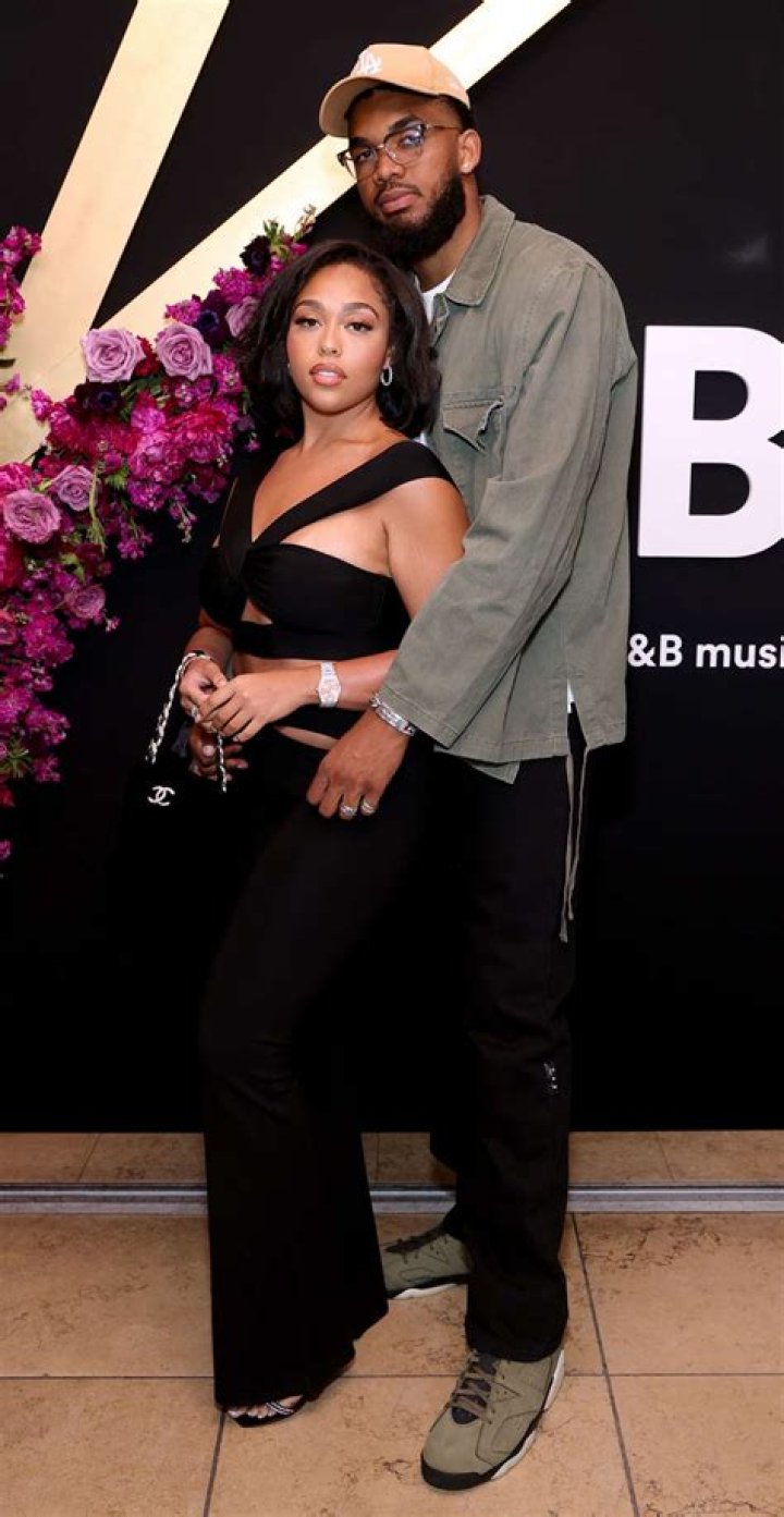 Jordyn Woods’ Relationship With Karl Anthony Towns Explained – Hollywood Life