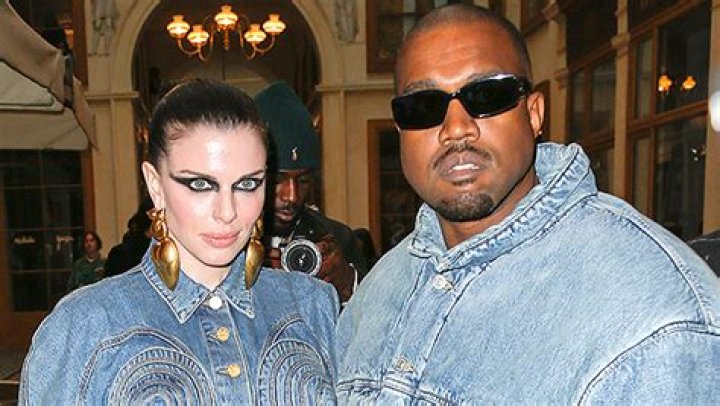 Julia Fox Says Kanye West ‘Wanted’ To Talk About Relationship Publicly – Hollywood Life