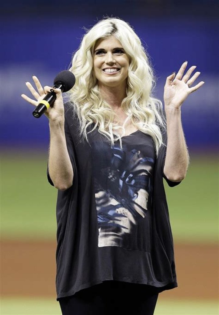 Julianna Zobrist — PICS
