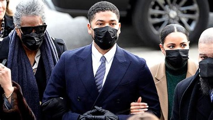 Jussie Smollett Arrives At Court For Hate Crime Trial: Photos – Hollywood Life