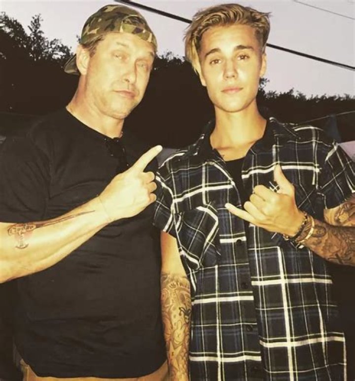 Justin Bieber Disses Hailey Baldwin: Calls Stephen ‘Coolest Baldwin I Know’ — Pic