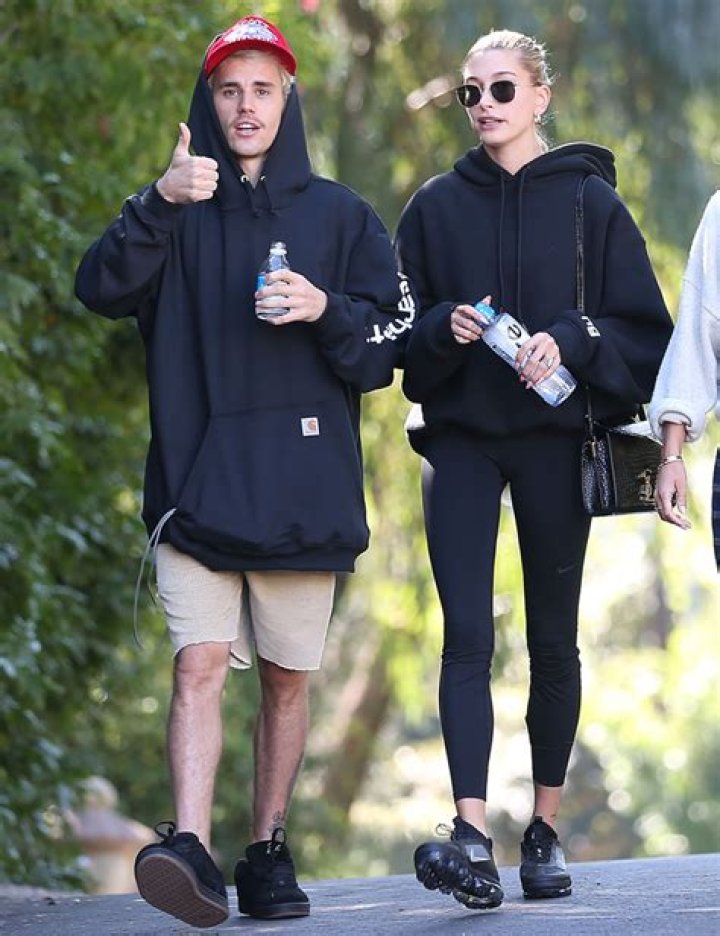 Justin Bieber & Hailey Baldwin Enjoy A Hike After Selena Gomez Drama – Hollywood Life