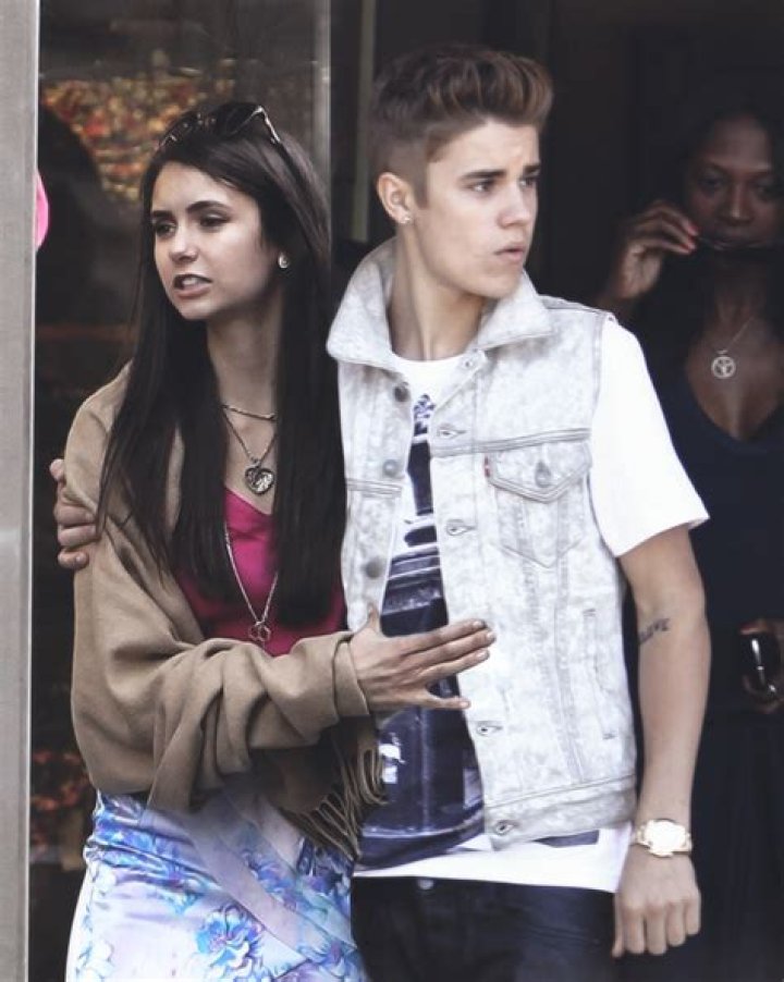 Justin Bieber, Nina Dobrev & More – Hollywood Life