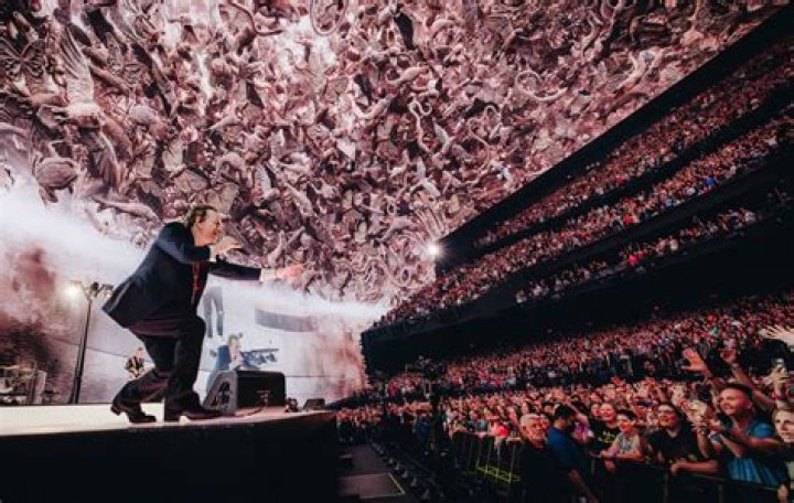 Justin Bieber Surprises Fans At Virtual Concert & Sounds Amazing Singing ‘As Long As You Love Me’ Live