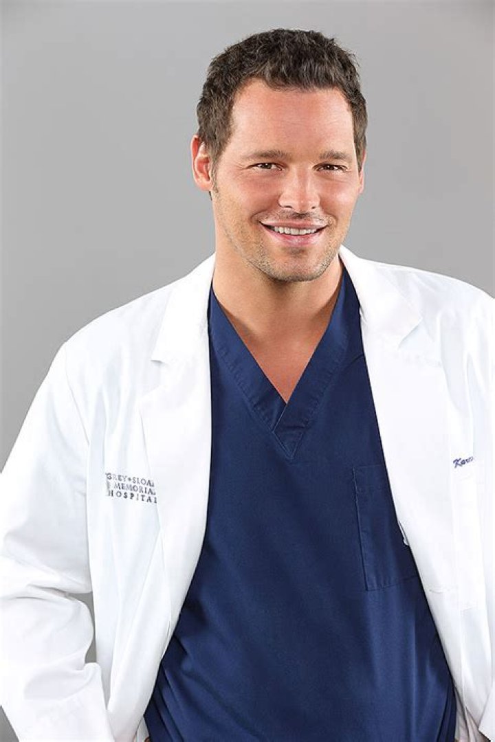 Justin Chambers Teases A Return To ‘Grey’s Anatomy’: Photo – Hollywood Life