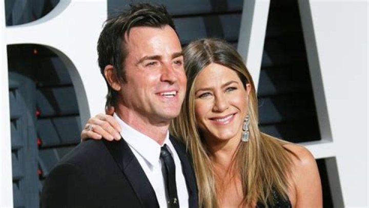 Justin Theroux Admits He & Jennifer Aniston ‘Still Love Each Other’ 3 Years After Split