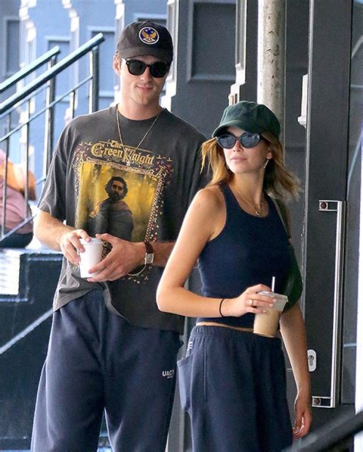 Kaia Gerber Makes Debut With BF Austin Butler After Jacob Elordi Split – Hollywood Life