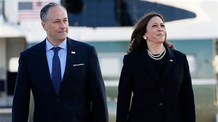 Kamala Harris’ Husband Doug Emhoff Evacuated Following Bomb Threat – Hollywood Life