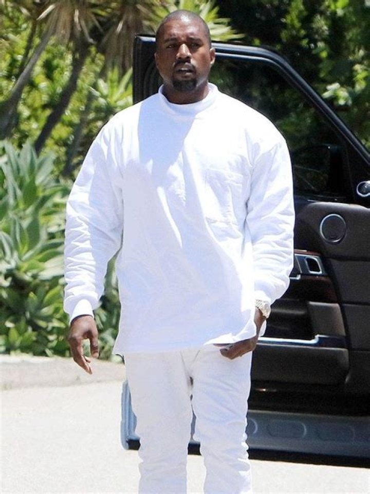 Kanye West Already ‘Gearing Up’ To Take On Donald Trump In 2020 Presidential Election