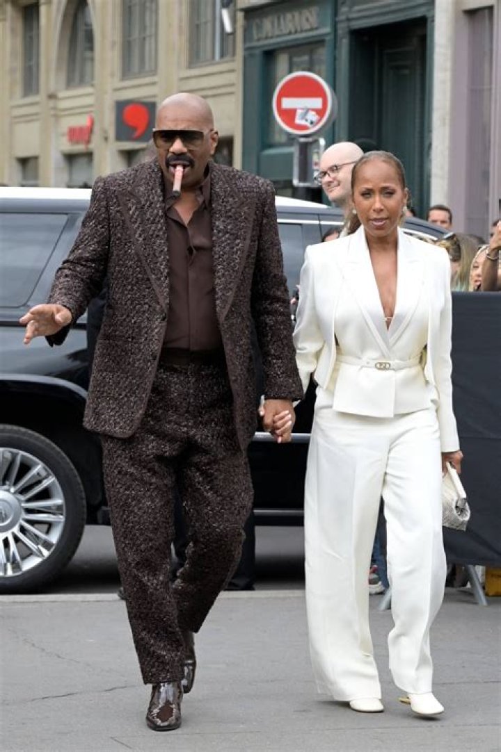Kanye West & Steve Harvey Get Chick-Fil-A & Reunite — See Pic – Hollywood Life