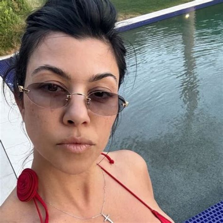 Kardashian Summer Bikini Pics — Kourtney Kardashian, Kylie Jenner & More
