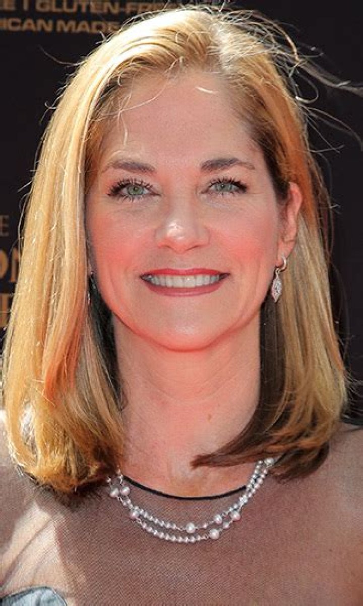 Kassie DePaiva Celebrity Bio – Hollywood Life
