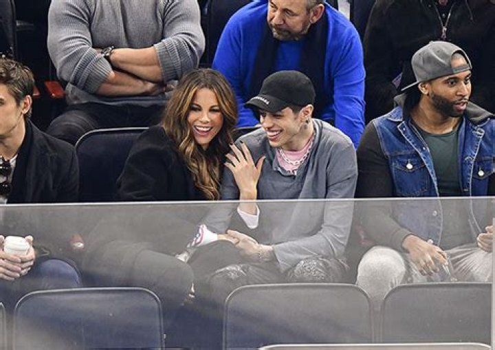 Kate Beckinsale Reacts To Pete Davidson, Gisele Bundchen Dating Meme – Hollywood Life
