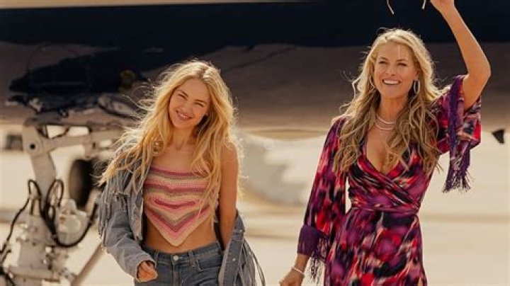 Kate Hudson, 42, Looks Incredibly Toned In A Bikini As She Plays With Daughter, 2, In Cute Photo