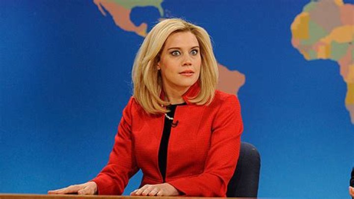 Kate McKinnon’s Part-Time ‘Saturday Night Live’ Details Revealed – Hollywood Life