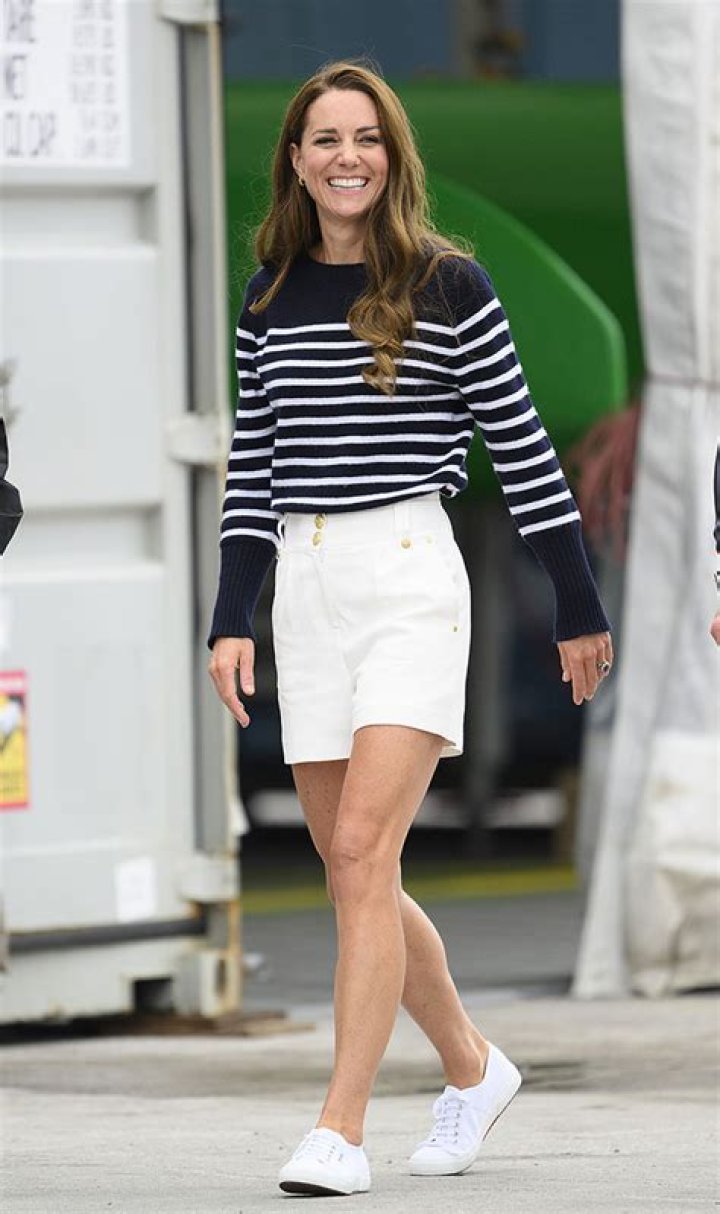 Kate Middleton Wears White Shorts While Supporting Sailing Race – Hollywood Life