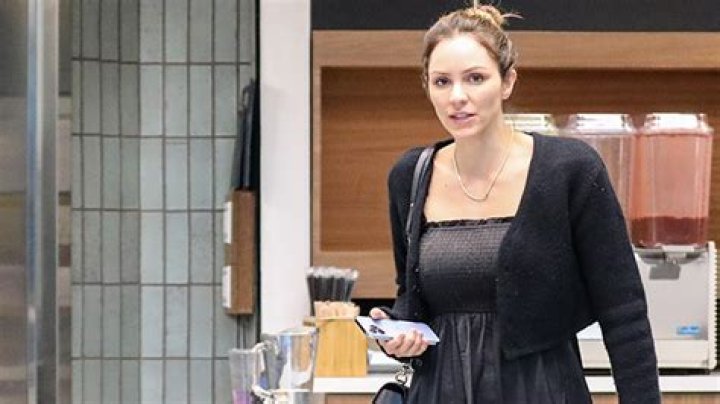 Katharine McPhee & David Foster’s Son Rennie Looks Grown Up At Dinner – Hollywood Life