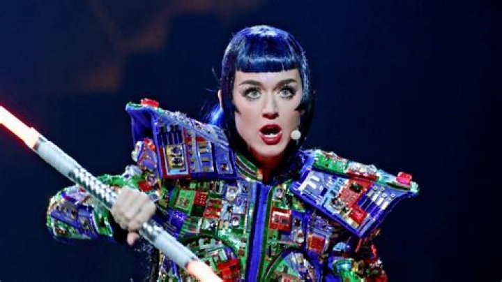 Katy Perry ‘Birthday’ Video — Pics