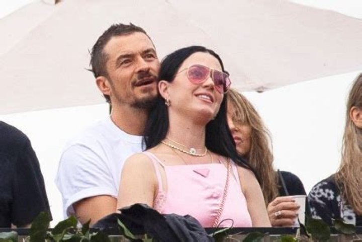Katy Perry & Orlando Bloom Caught Passionately Kissing At A Bruce Springsteen Concert: Photos