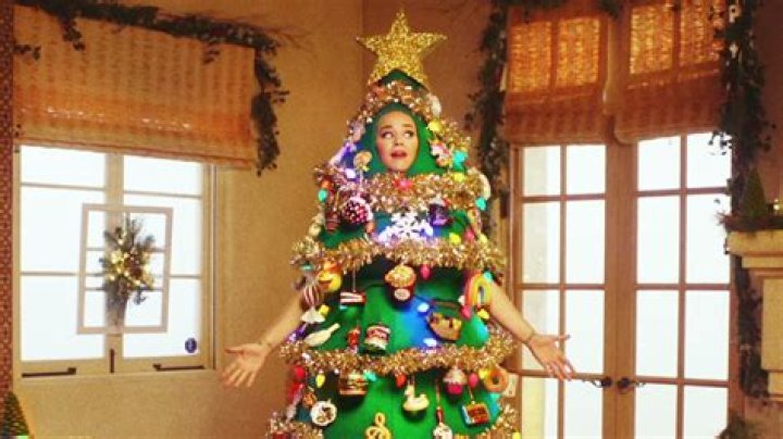 Katy Perry Rocks Christmas Tree Costume In ‘Disney Holiday Singalong’ – Hollywood Life