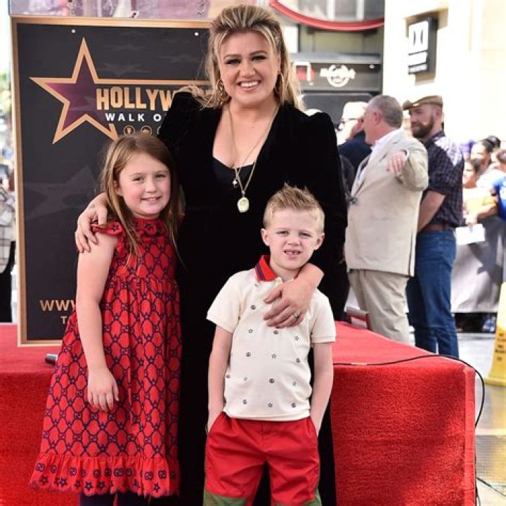 Kelly Clarkson Admits Her Divorce From Brandon Blackstock ‘Hasn’t Been Easy’ With 2 Kids