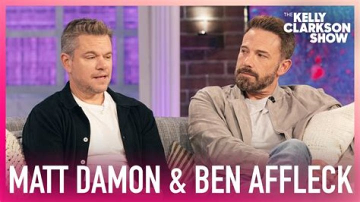Kelly Clarkson Disses Ben Affleck On The Voice Over Batman Performance – Hollywood Life