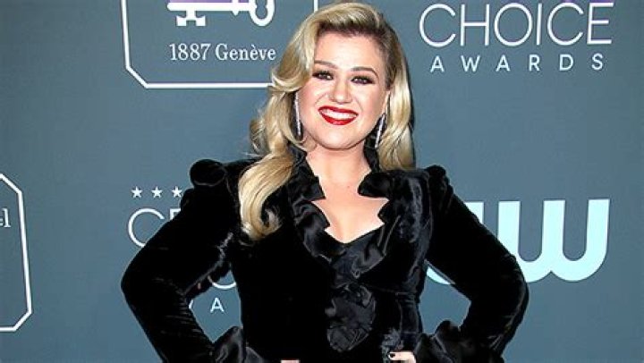 Kelly Clarkson Granted Ownership Of Montana Ranch In Divorce – Hollywood Life