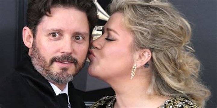 Kelly Clarkson Reveals She Wasn’t ‘Happy’ In Brandon Blackstock Marriage: ‘We Both Deserved Better’
