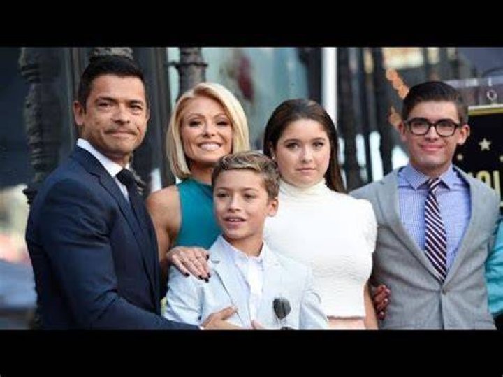 Kelly Ripa Cries Lives On Air While Admitting Her Kids ‘Won’t Hug’ Her During Quarantine