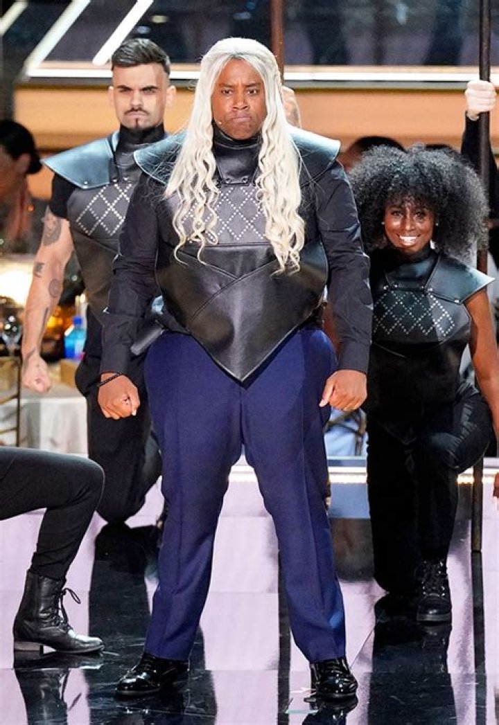 Kenan Thompson Dances & Dresses As Ice-T, Daenerys & More In Lively Emmys Opener