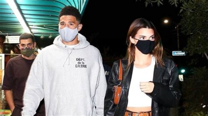 Kendall Jenner Cheers On Sister Kylie As She Goes Head-To-Head With BF Devin Booker For Pop-A-Shot