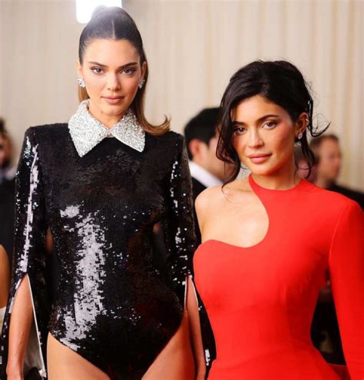 Kendall Jenner & Kourtney Kardashian Stun In Sexy New Pics Amid Kim’s Marriage Drama