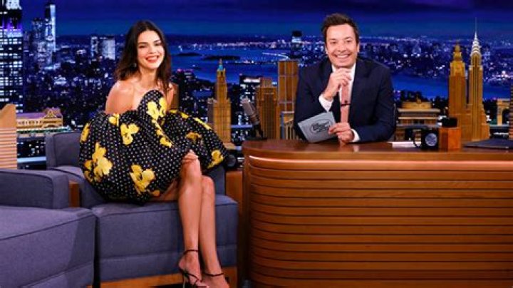 Kendall Jenner Reveals How She Learned About Kylie’s 2nd Pregnancy – Hollywood Life