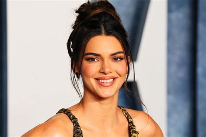 Kendall Jenner Reveals Stormi Has The ‘Biggest Crush’ On Devin Booker – Hollywood Life