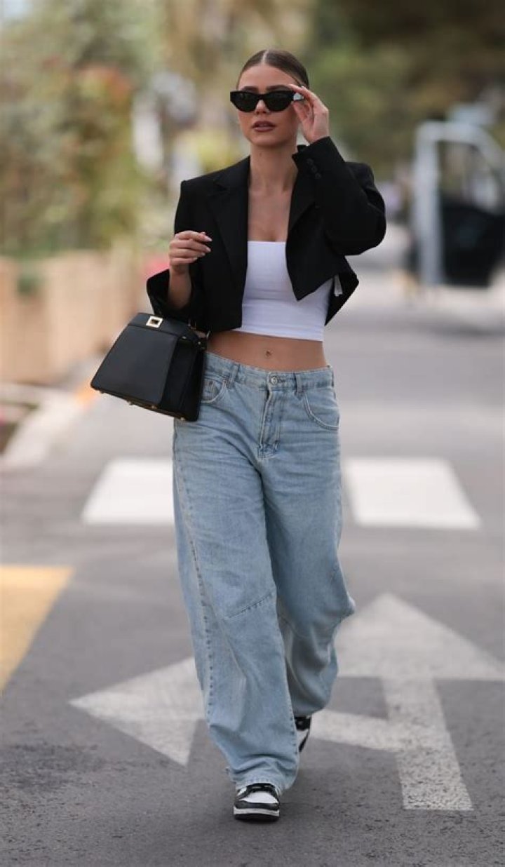 Kendall Jenner Rocks Bikini Top, Baggy Pants, & More In New ‘POP Magazine’ Photos