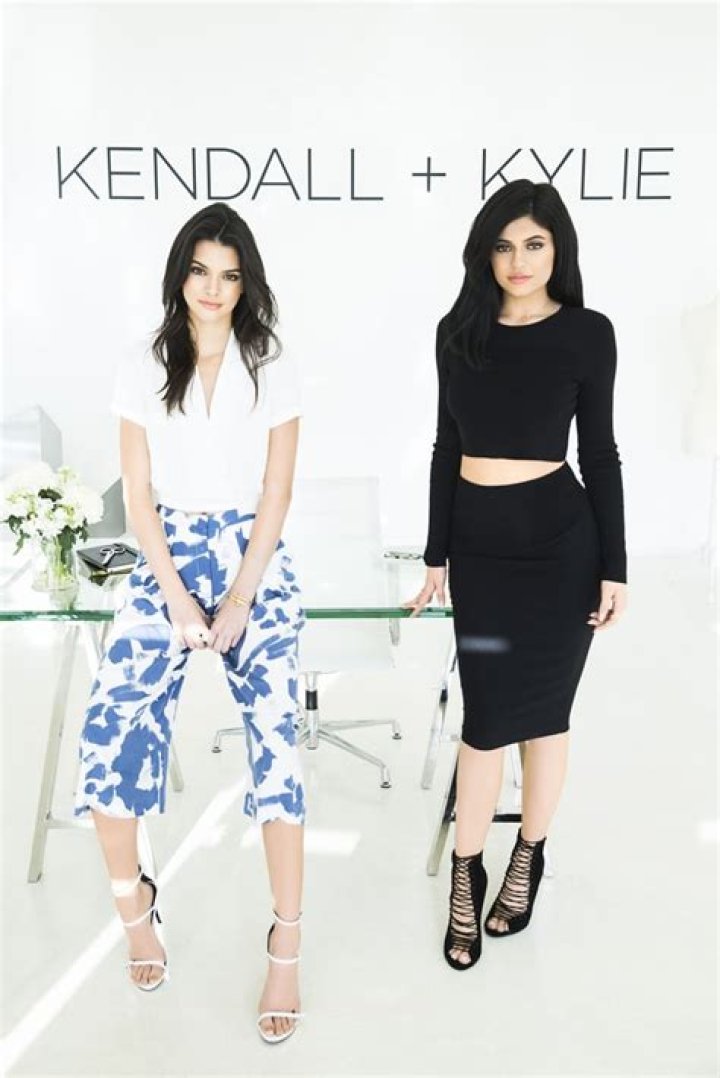 Kendall & Kylie’s Clothing Line Is 30% Off On Amazon & You Can Shop Our Favorite Picks