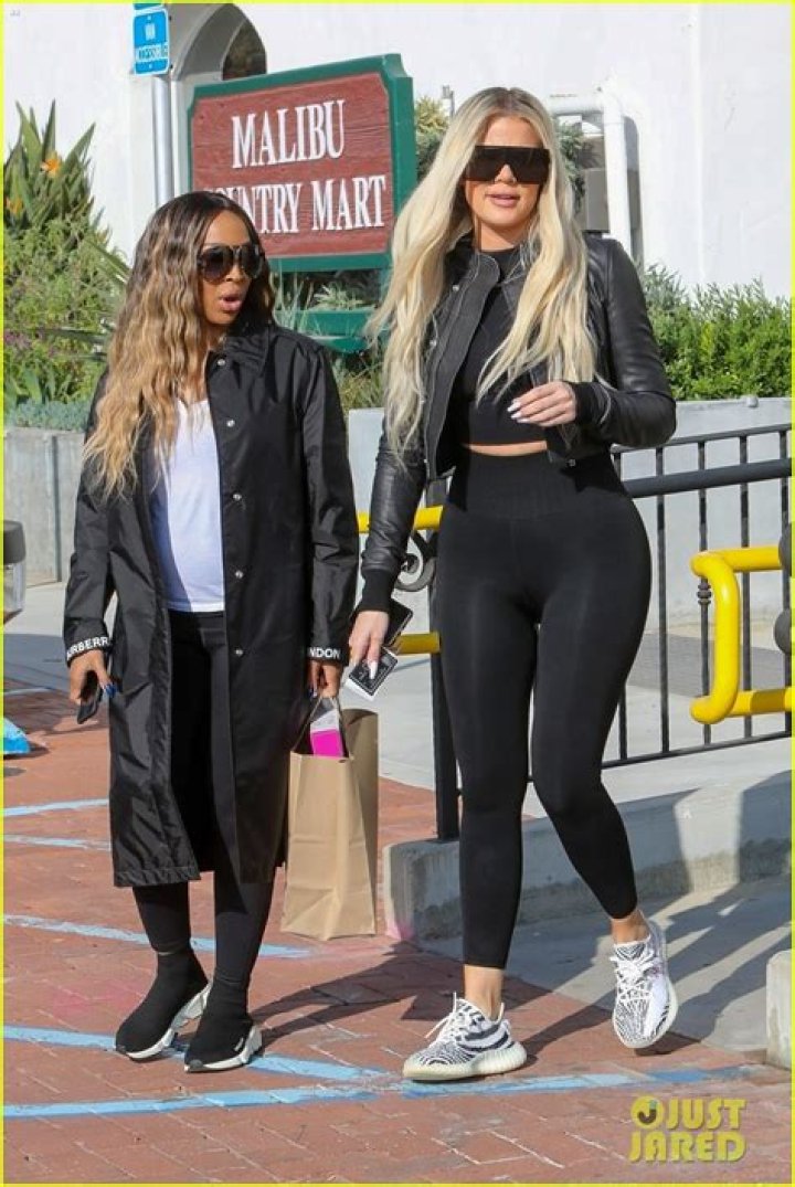 Khloe Kardashian’s BFF Malika Getting Dragged Hard For Bullying Jordyn Woods: See Comments