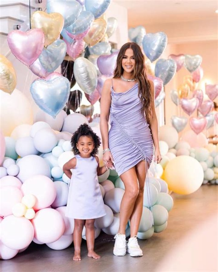 Khloe Kardashian’s Daughter True, 2, Runs Around & Plays With Balloons In Sweet New Videos
